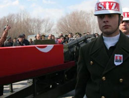 Şehit ağabeyinden ders gibi sözler!