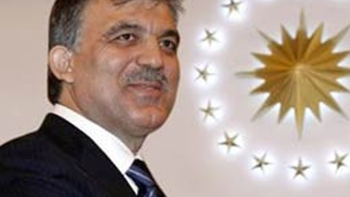 Gül'den zaman aşımı ve Oda TV yorumu