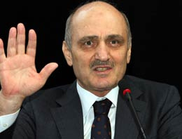 Başbakan'dan bakana 'felaket' fırça