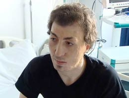 Yeni yüzüyle gözlerini açtı